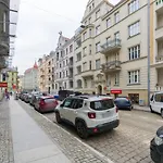 Kwiatowa Apartments Poznan City Center By Noclegi Renters